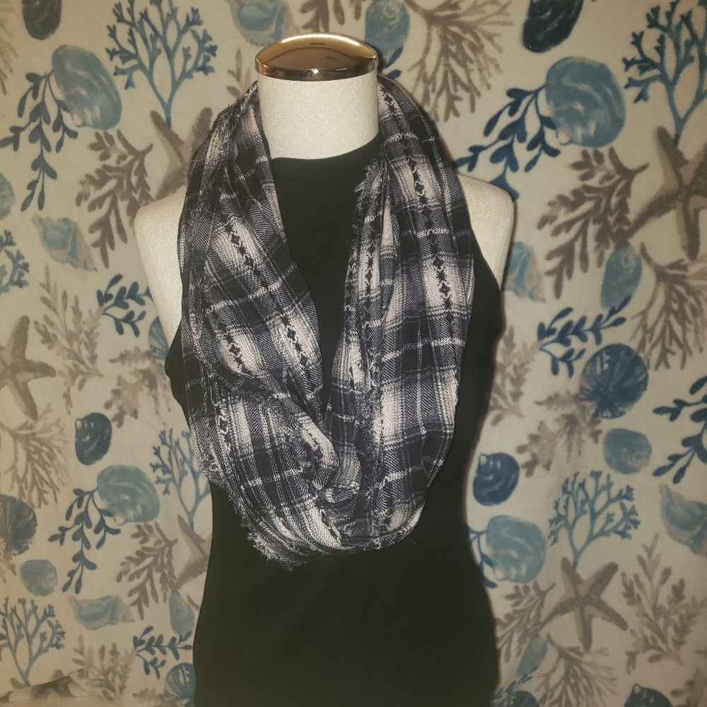 2/$7 Plaid infinity scarf